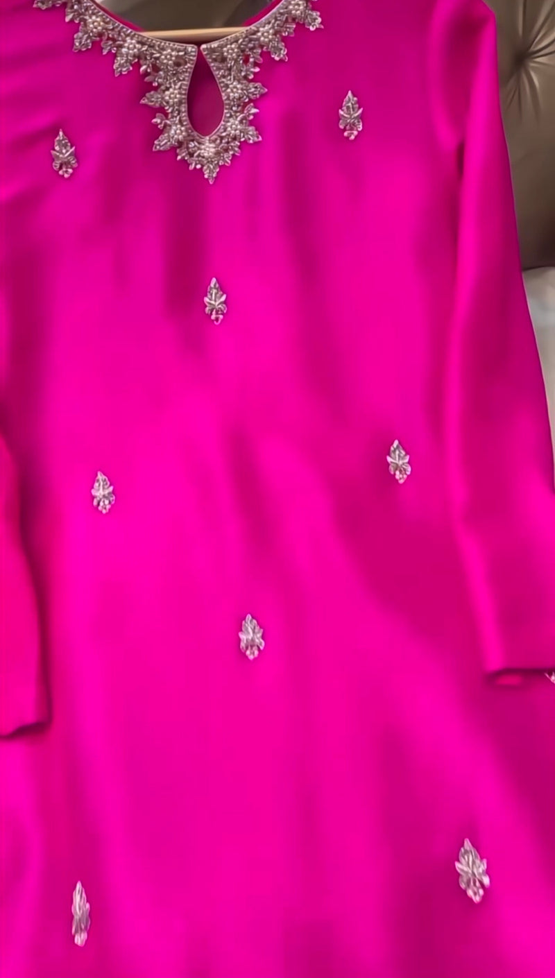 HOT_PINK