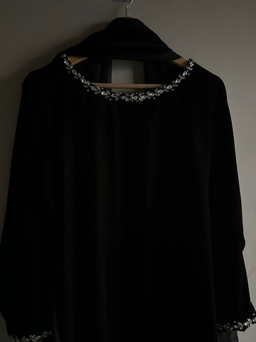BLACK_FLORAL