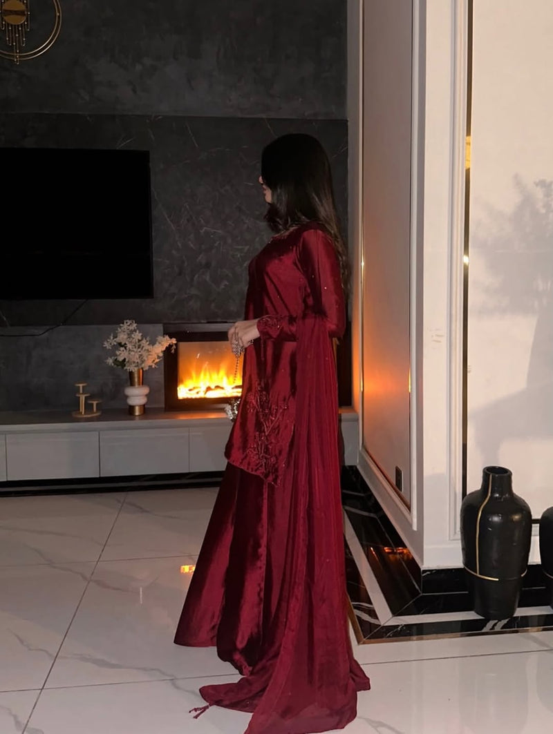 ROYAL_MAROON