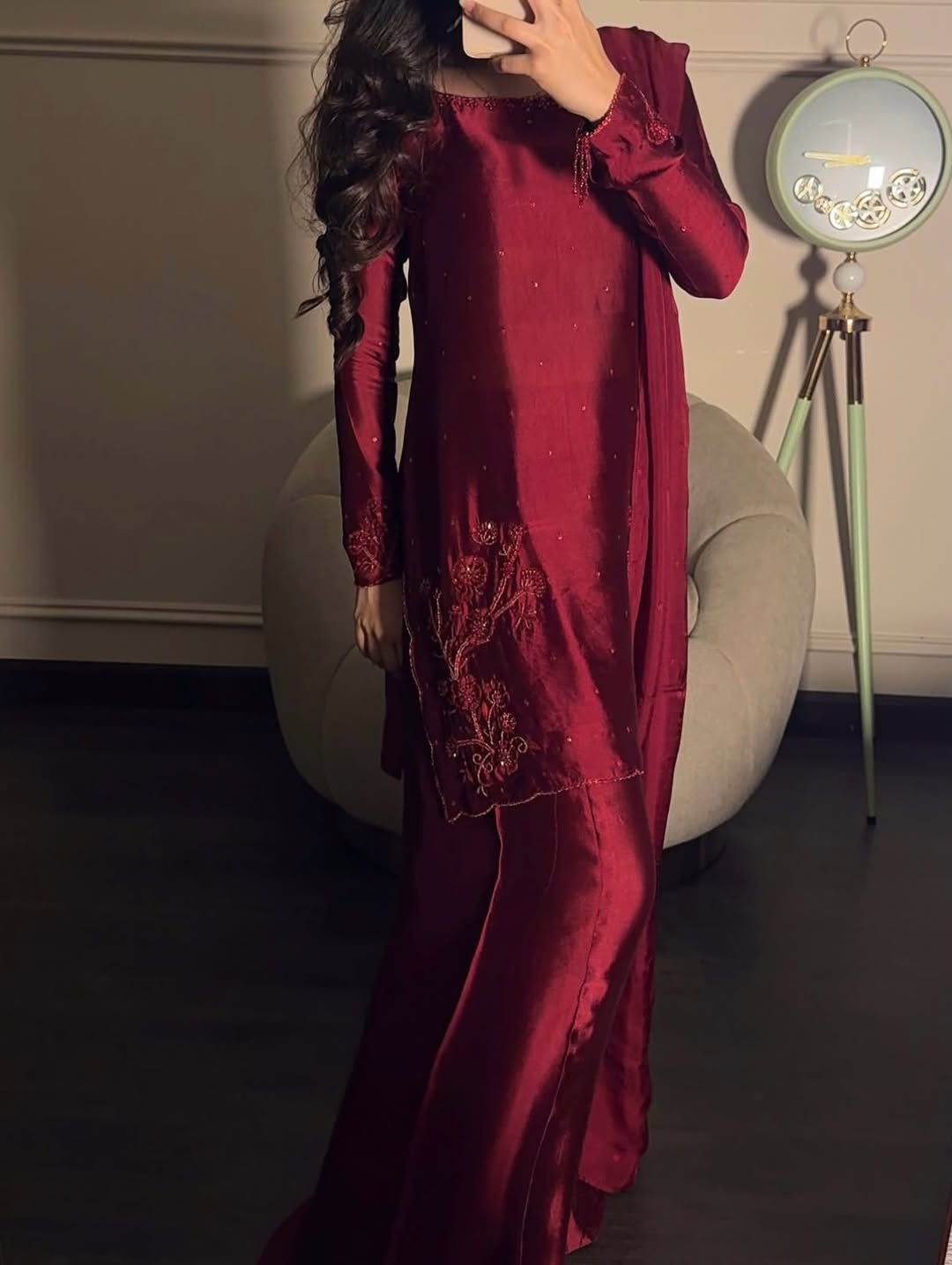ROYAL_MAHROON